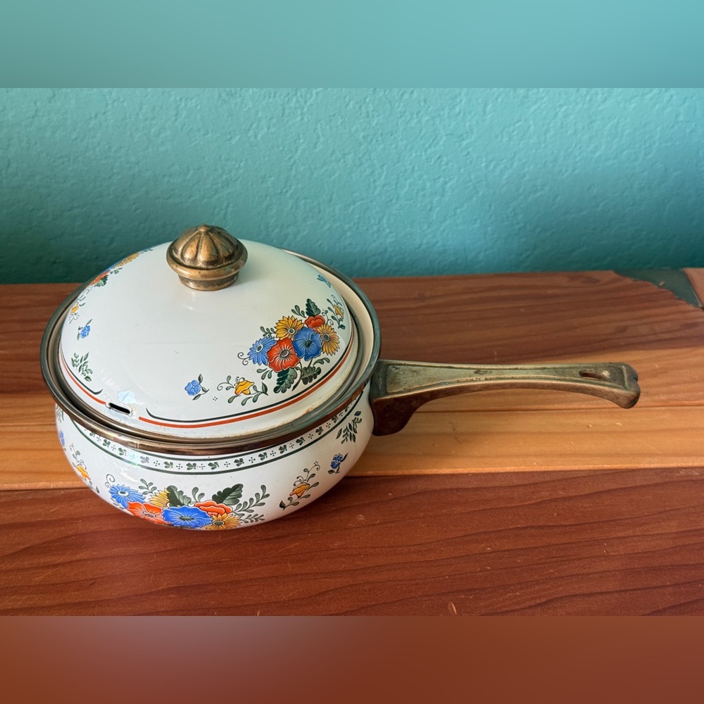VILLEROY BOCH ALT AMSTERDAM Enamelware 6" Saucepan with Lid Floral Design Heavy